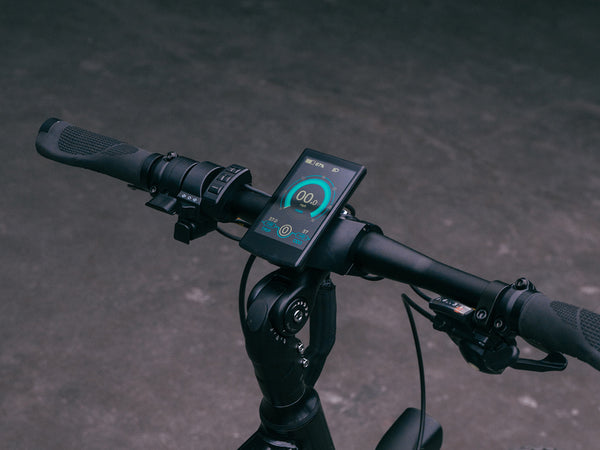 WAU X PLUS - Smart Colour LCD Display